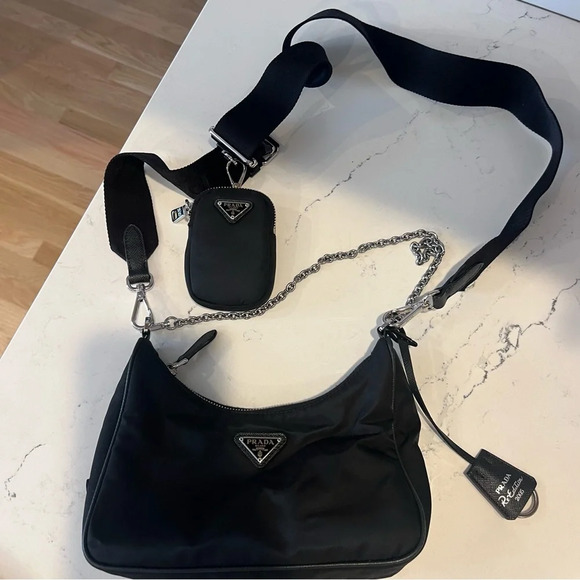 Prada Re-Edition 2005 Re-Nylon bag - Picture 5 of 16